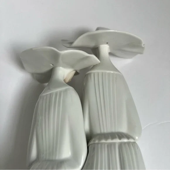 Lladro Nuns - Picture 7 of 7